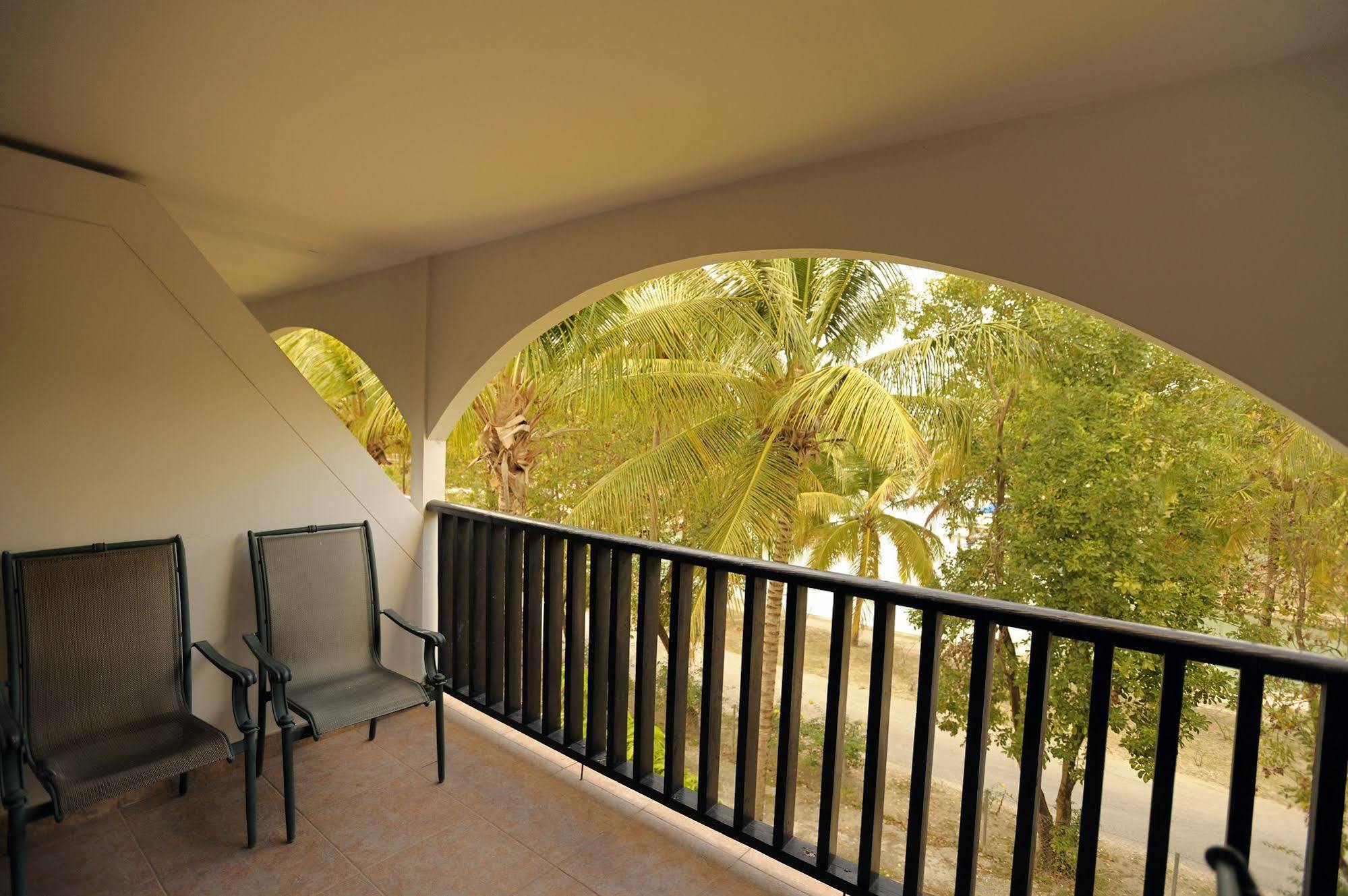 Tranquility Bay Antigua Hotel Jolly Harbour Exterior photo